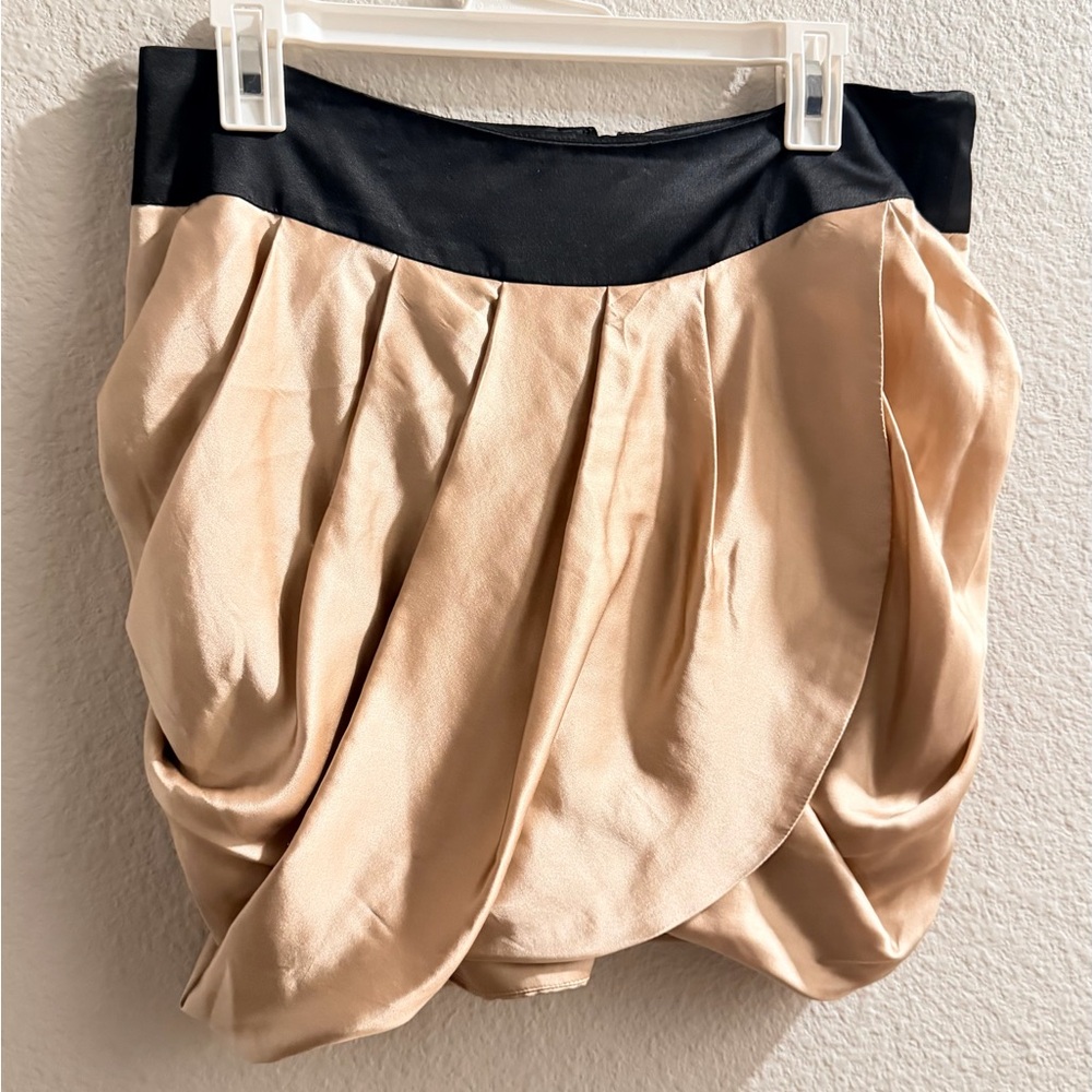 VINTAGE-Bergdorf Goodman -100% SILK Bubble Skirt with Black Waistband - Skirt